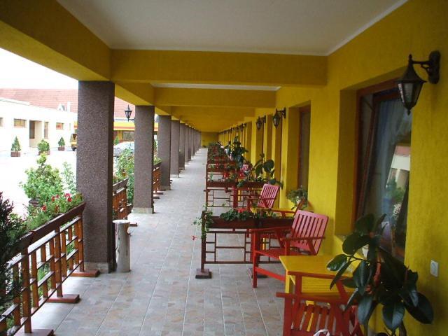 Motel Select Satu Mare Exterior foto
