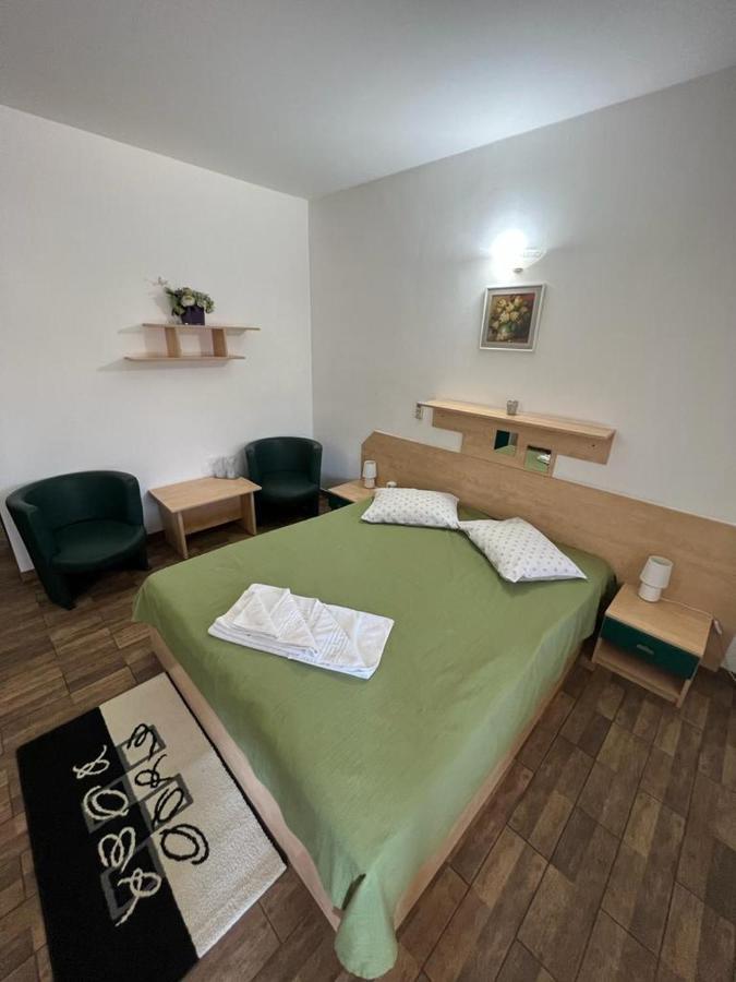 Motel Select Satu Mare Exterior foto