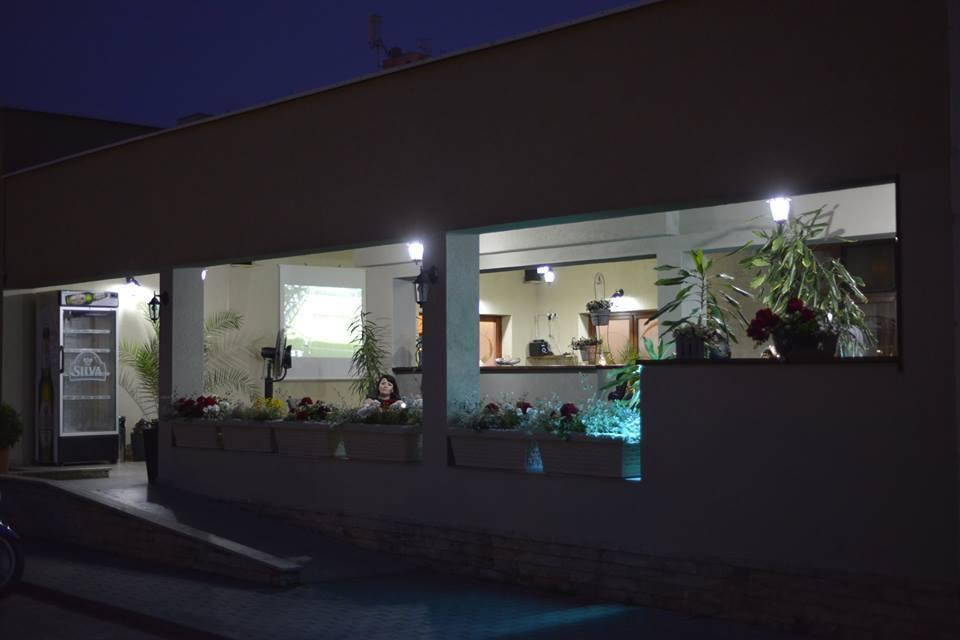 Motel Select Satu Mare Exterior foto