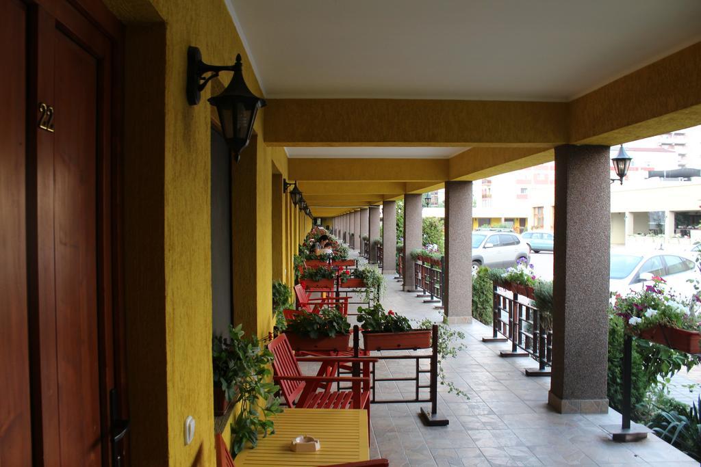 Motel Select Satu Mare Exterior foto