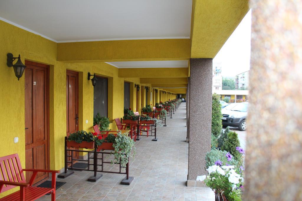 Motel Select Satu Mare Exterior foto